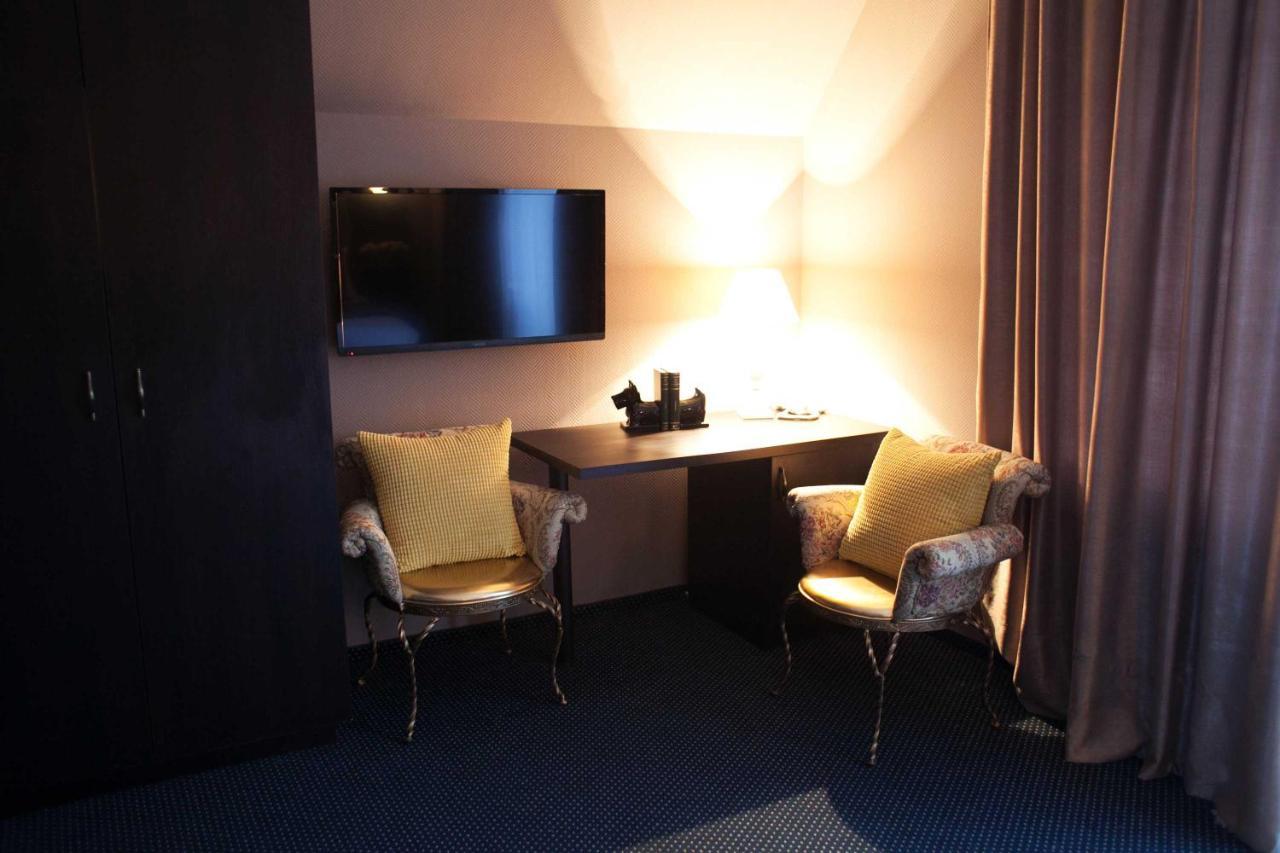 Shadow Boutique Hotel & Spa Chişinǎu Kamer foto