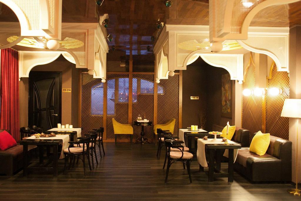 Shadow Boutique Hotel & Spa Chişinǎu Buitenkant foto