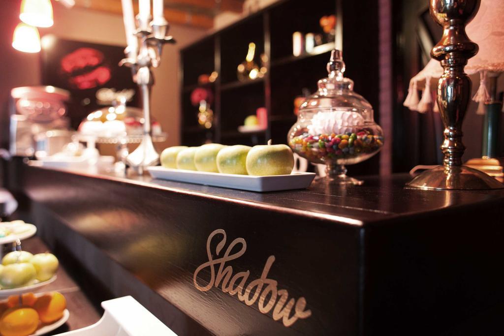 Shadow Boutique Hotel & Spa Chişinǎu Buitenkant foto