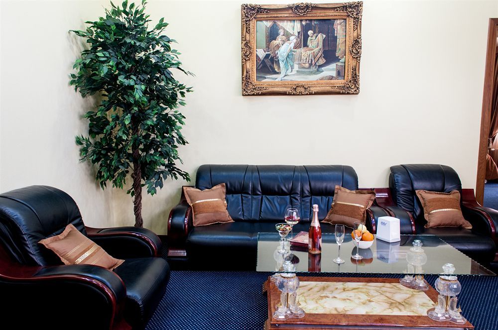 Shadow Boutique Hotel & Spa Chişinǎu Buitenkant foto