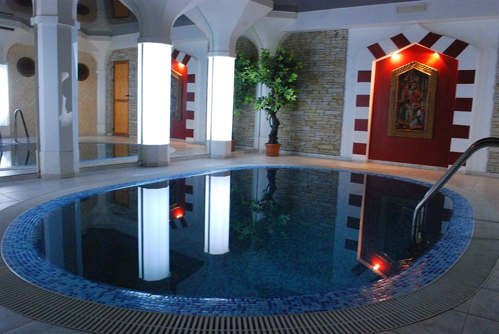 Shadow Boutique Hotel & Spa Chişinǎu Buitenkant foto
