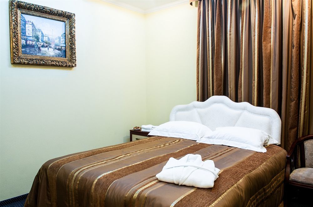 Shadow Boutique Hotel & Spa Chişinǎu Buitenkant foto